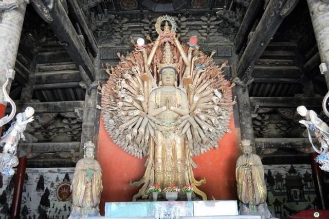 老年|四川有处“深山故宫”，为躲追查改成寺庙，却意外成就“四绝”