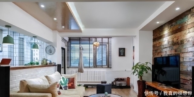 背景墙|一进门就迷住了！玄关鞋柜“一面墙”，最满意厨房，漂亮实用!