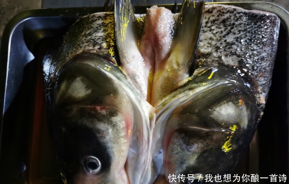 月黑风高,夜访百色夜宵摊野猪林品尝不一样的别样黑暗料理