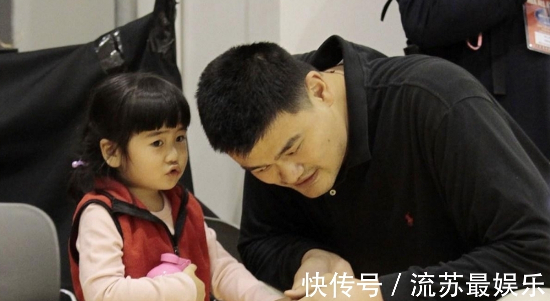 姚明|姚明女儿加入美国国籍？姚明正式回应，球迷：一大堆的理由