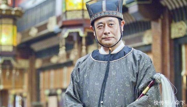 太监|作为皇帝身边的贴身太监,为什么拿着拂尘,这几点至关重要