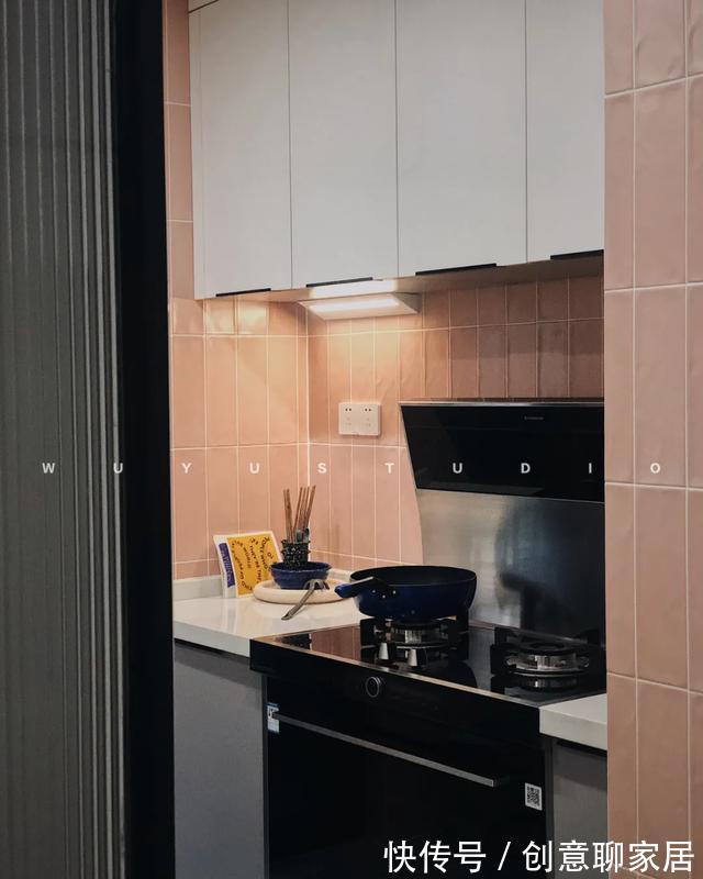 墨绿色|打造的100㎡甜蜜婚房:折叠窗+复古墨绿色,高级有质感