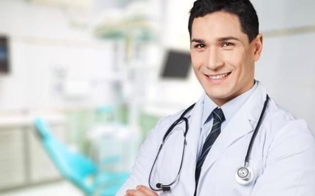 经常用手挖鼻孔的人，用不了多久，身体可能会出现三个难堪