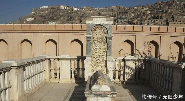 后裔|帖木儿的后裔巴布尔征服阿富汗，当地人纷纷嘴里咬着草向他投降！