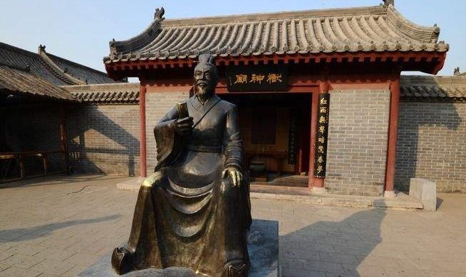 姓氏文化&一个姓氏,自己都不好意思读出口,很多女孩都偷偷改姓!