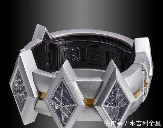 手镯|为了纪念赛罗奥特曼10周年,官方推出了最新的赛罗奥特曼变身器!