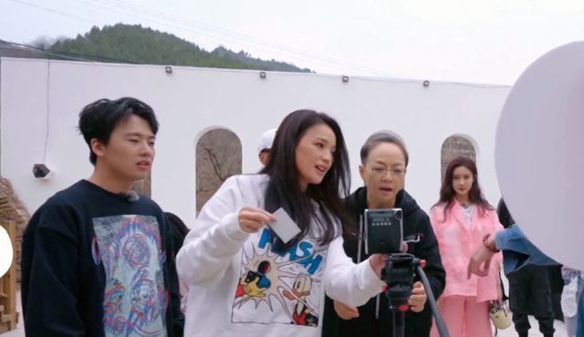 宋丹丹 首档社交综艺出炉,为了制造热点,苏芒、宋丹丹相继背锅