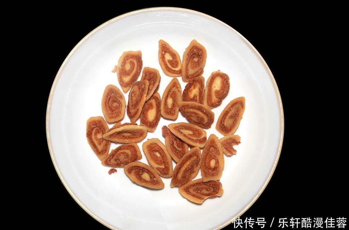 教你自己做油炸猫耳朵,酥脆香甜超美味,在家自己做,美味小零食