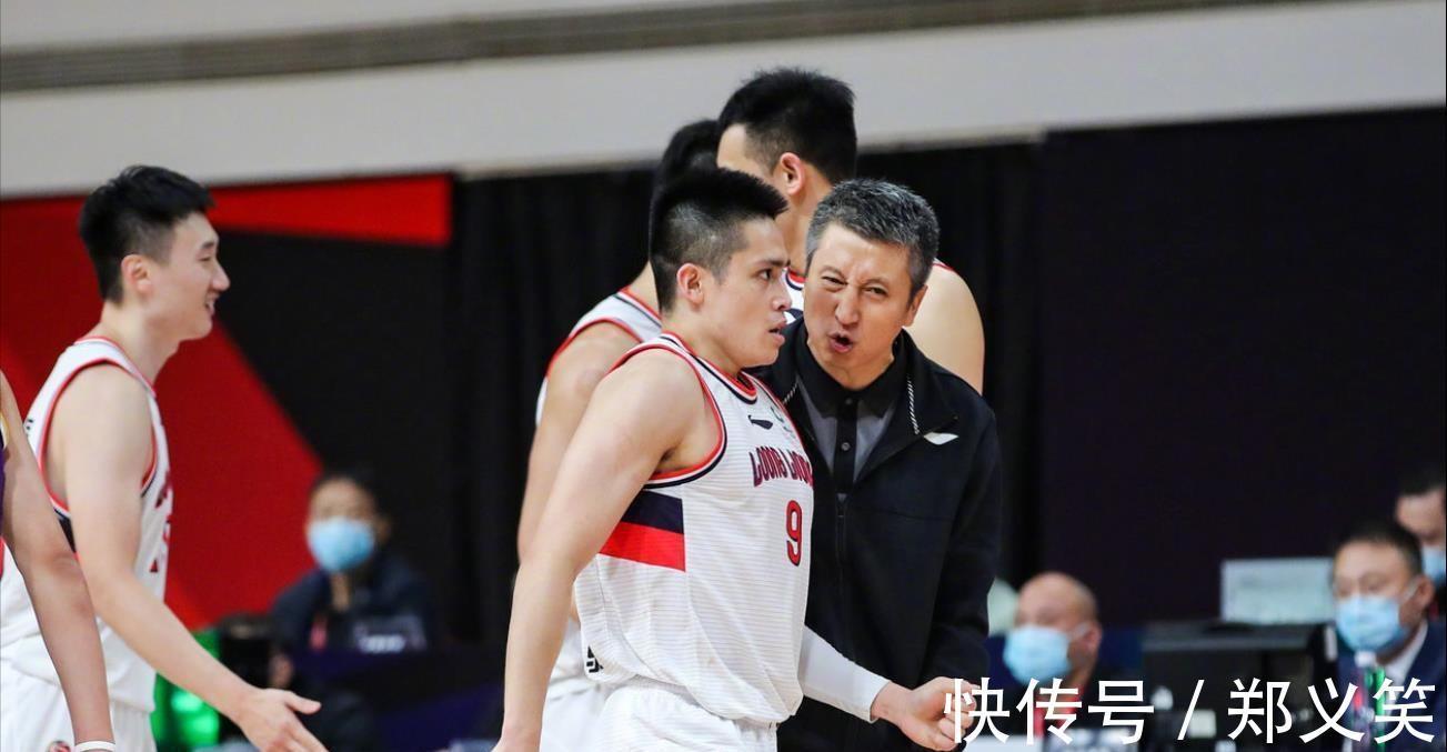 姜宇星|CBA本赛季28轮比赛,最累的五位球员,第一位场均38.5分钟