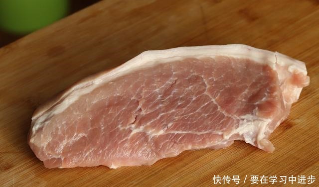 冰箱拿出来的冻肉,万万不要用水泡!教你一招,吃起来跟鲜肉一样
