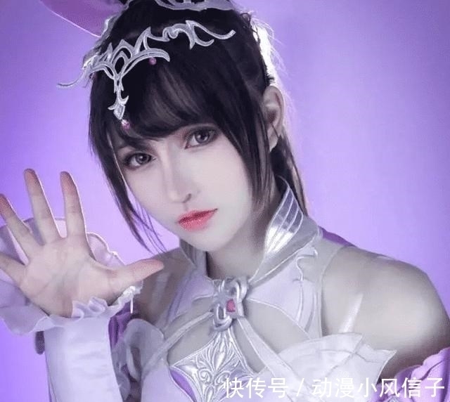 动漫|斗罗大陆最狠Coser一人饰演三大美女,最后赢得官方点赞!