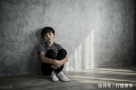 以下这4种父母，很容易把孩子养成“仇人”，希望你不在其中