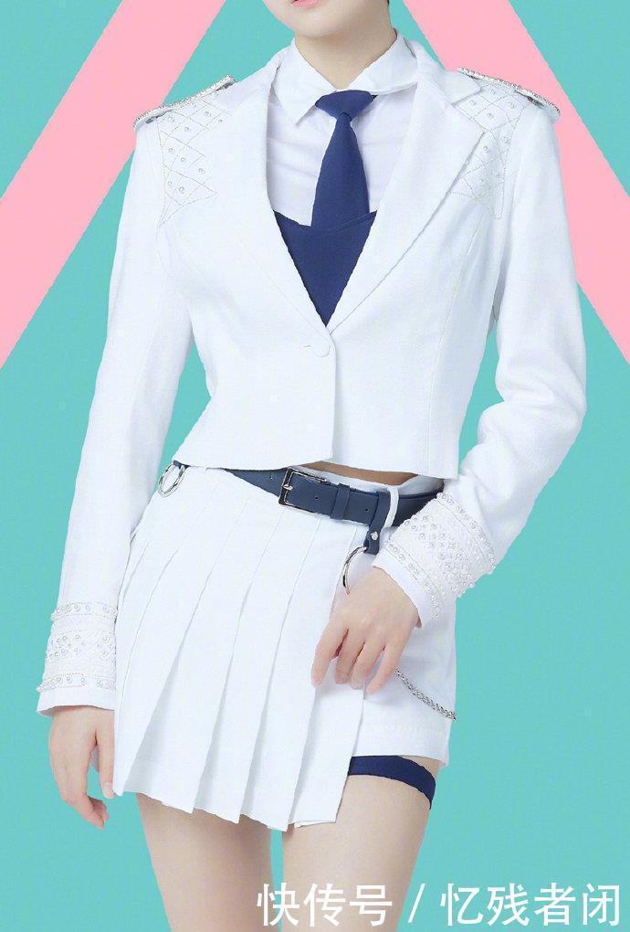 女生|中韩101女生制服对比,《青你2》制服最丑《创3》制服最有个性