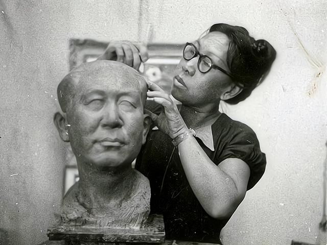  回国|传奇女子从青楼女子到绘画大师：一生两跪，远赴国外再没回国