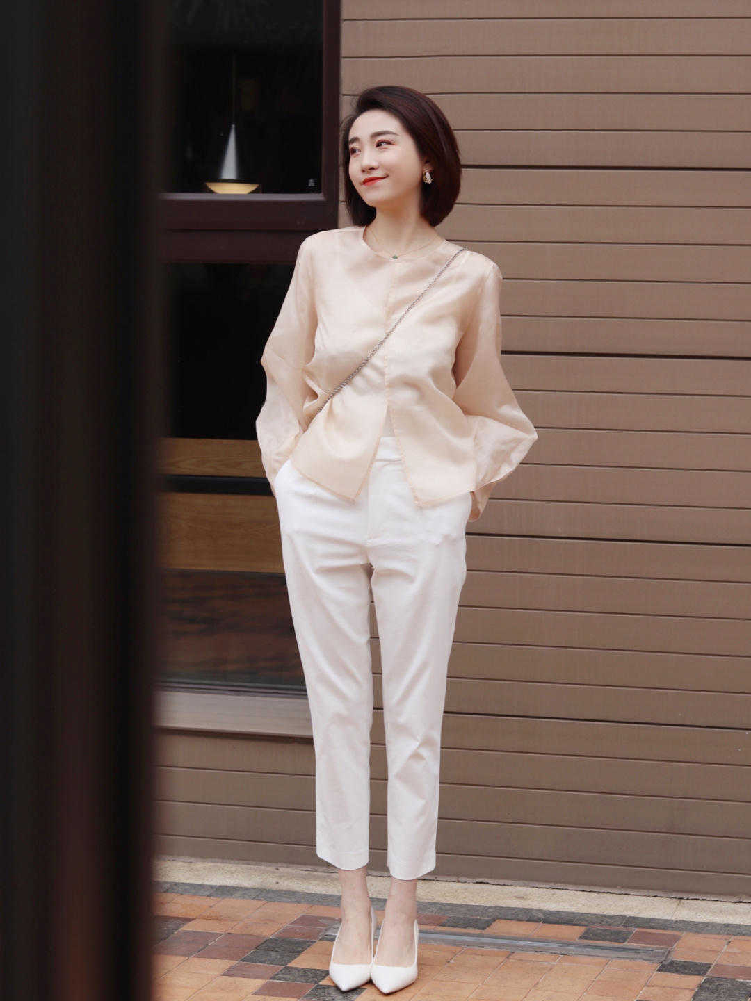 小姑娘|夏季想要变成气质女神,这几套衣服搭配方法,清新减龄又洋气