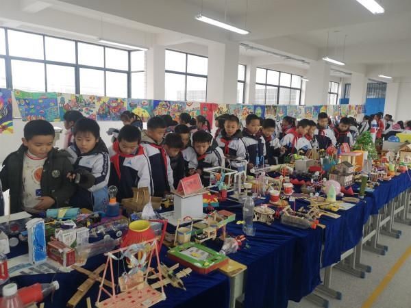  沅陵|沅陵鹤鸣山小学举办二十四届科技创新大赛作品展