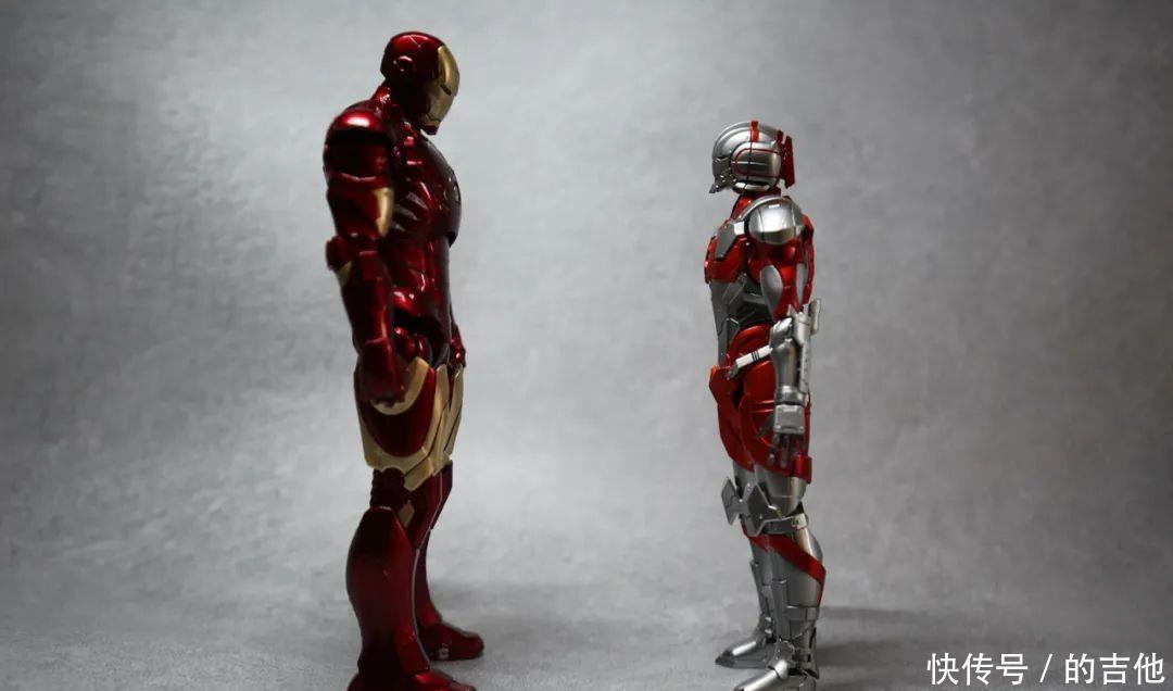奥特曼|高达模型秀奥特曼直面钢铁侠呃,都是浑身亮闪闪嘛……!