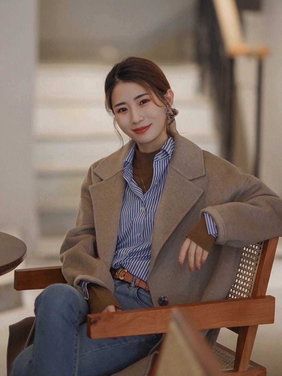 打底衫|这个冬季流行大衣配裤子,精神又气质,赶紧过来看看吧!