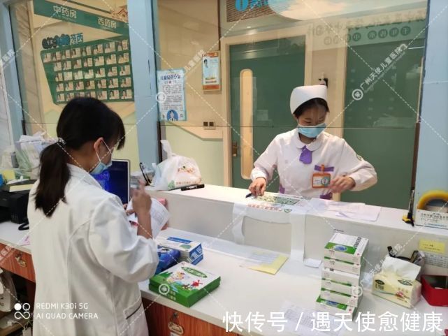 情绪|14岁少年靠伤害自己缓解情绪,一朵花焉掉了,看他是如何“向阳而生”