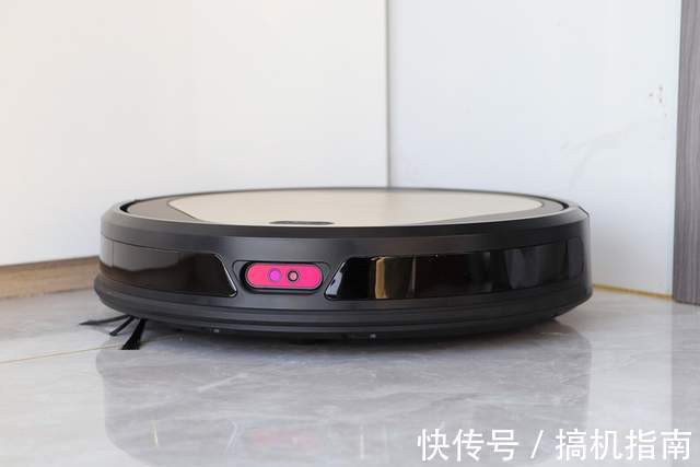 摄像头|Trifo智能扫拖机器人测评:能吸能拖,还是宠物的好玩伴