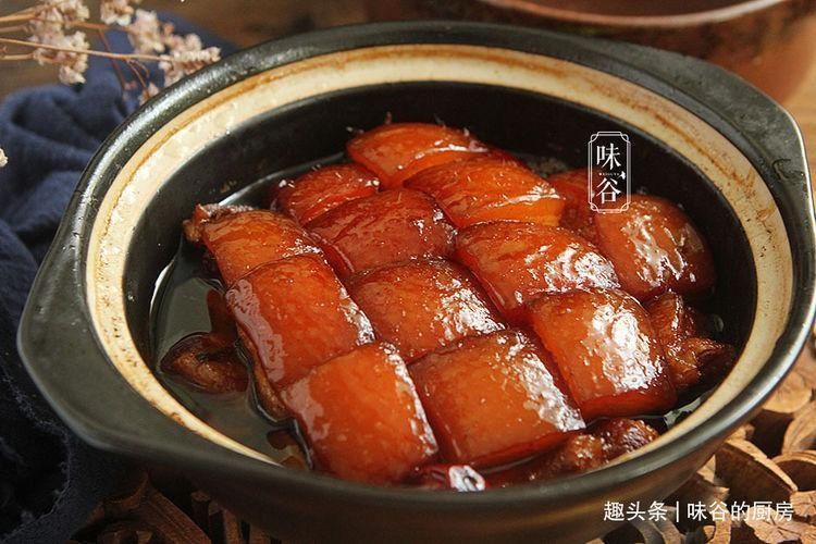 简单|家传20年的红烧肉做法,不放水不加盐,还不用炒糖色,简单更好吃