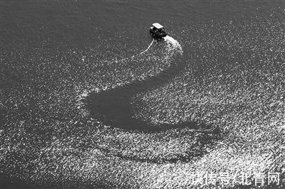 航迹&船后的波纹——留好自己的航迹