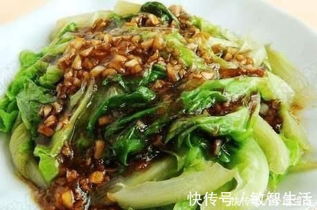 焯水|炒青菜时,学会这“7招”,青菜颜色翠绿不变老,口感鲜嫩更美味