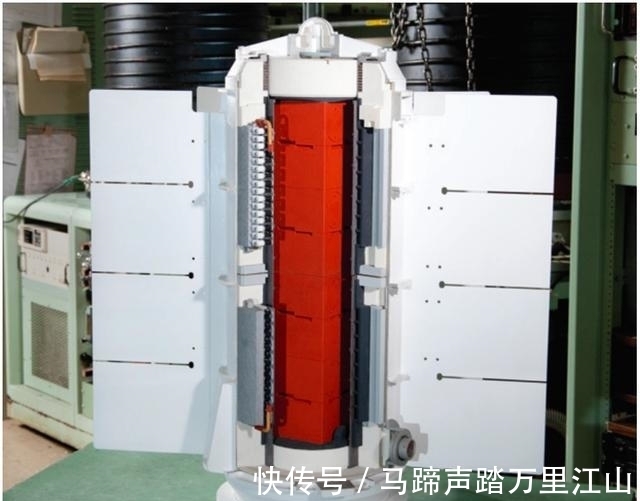 放射性同位素电池具有工作时间长、可靠性高和体积小等优点是航天、深海、医学等领域的重要新型电源也是我国近年重点科研攻关项目。某同学设计了一种利用放射性元素β衰(图1)