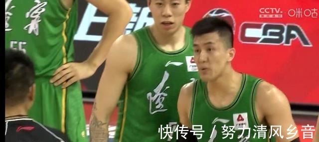 韩德君|郭艾伦26分吃T,张镇麟准绝杀,贺希宁错失良机,辽宁险胜深圳!
