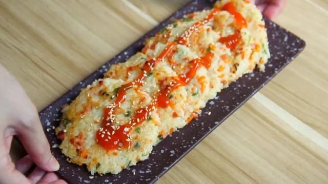 早餐|剩米饭这样做早餐,喷香焦脆,大人小孩都爱吃