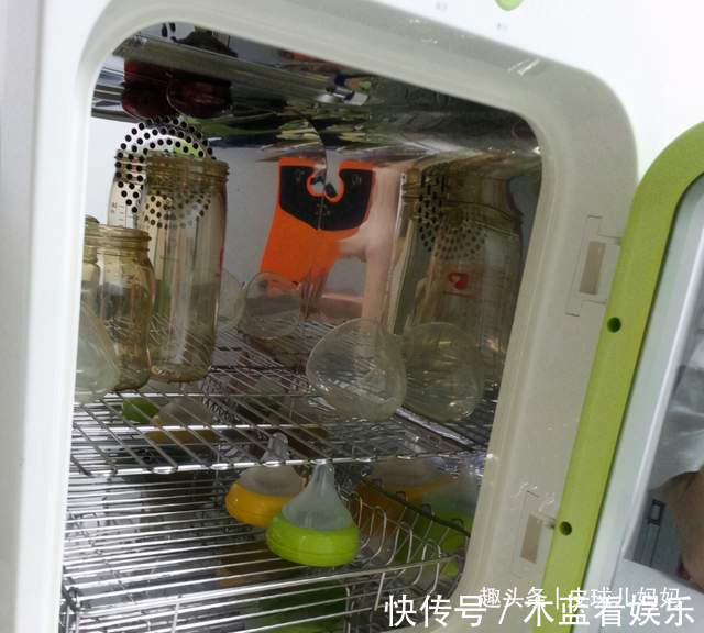 开水烫奶瓶|有种“偷懒”叫开水烫奶瓶,方便了大人,“坑”了孩子