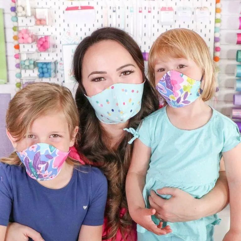 家里那么多的碎花布，不如自己动手做几个口罩，颜值高又好用！（附教程）