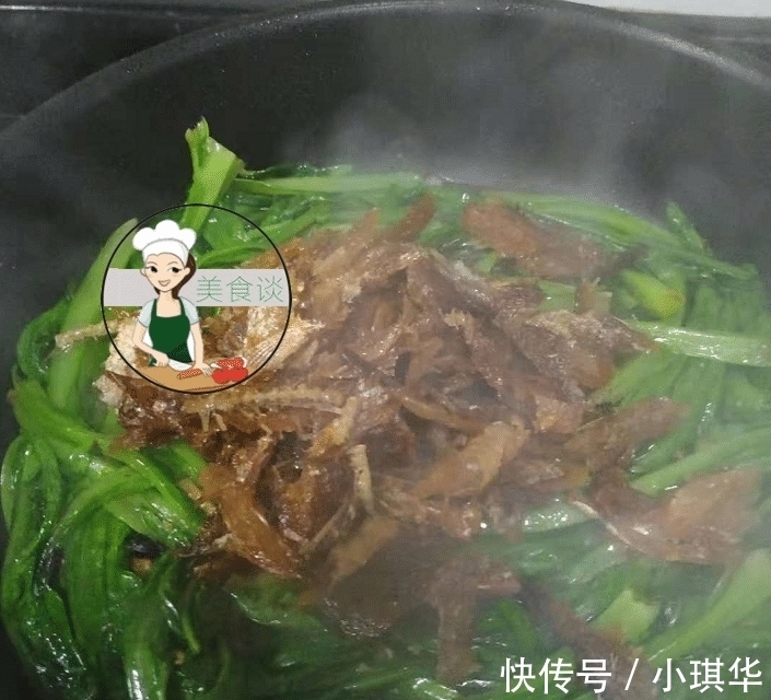 炒青菜|这青菜, 钙含量是莴笋的2倍, 配它一起炒, 清香脆嫩, 儿子吃撑了