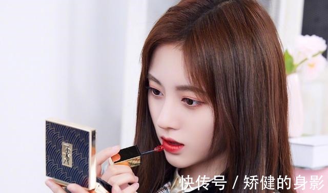 涂口红|女孩涂口红时很容易“犯错”,踩中一个,买再贵的口红也是浪费!