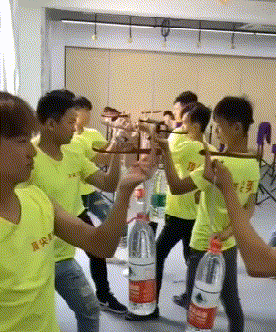 |搞笑GIF: 如何才能健康长寿 大爷讲的太对了