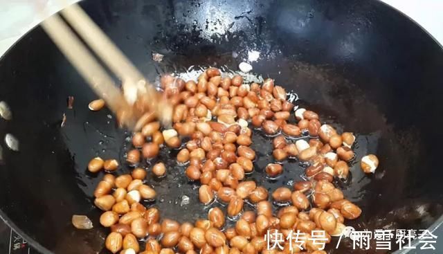包子|早餐别烙饼吃包子了，教你新吃法，香酥又松软，比面包烧饼还好吃