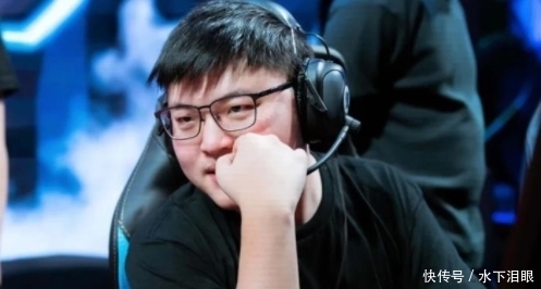 s4 UZI主动给imp送礼,亲自终止最近的节奏,他俩关系真的很好