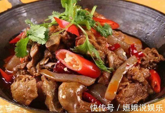 小时候经常吃到几道美味家常菜,现在吃起来仍然还是那么的有味!