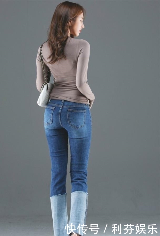 优雅|紧身牛仔裤超级美女,妩媚不失优雅!
