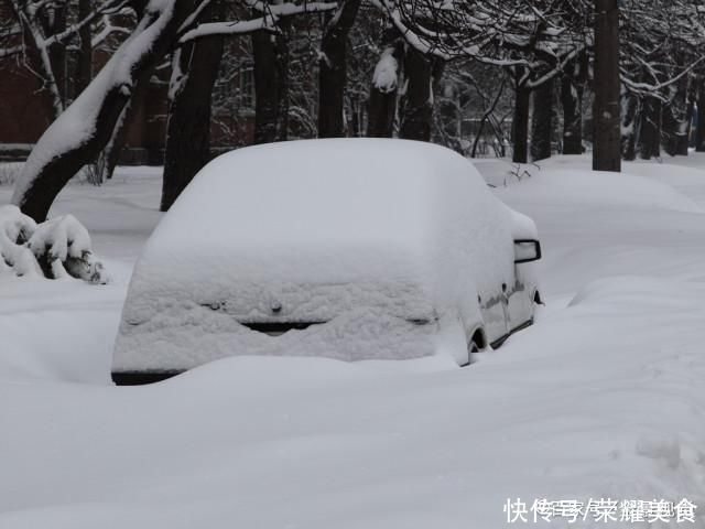 奇妙|“满地”尽是冻饺子，南方人表示对北方很羡慕和好奇，北方真奇妙