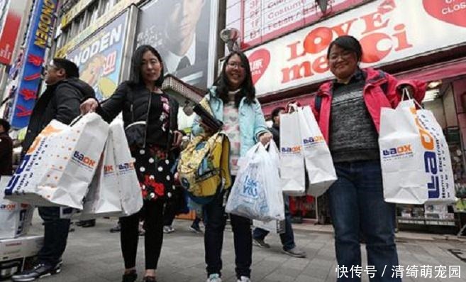 不打广告不请明星,每年从中国赚走1080亿,碾压安踏、李宁?