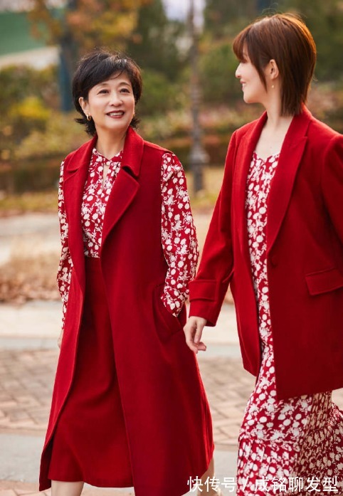 女人|60岁女人穿红色时髦显贵气,这三种搭配模板,让你过年聚会美出圈