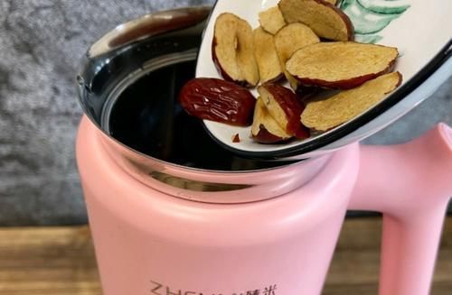 米糊|它是便秘者的“福星”,肠道不通顺,每天喝2碗它排空肠道,管用