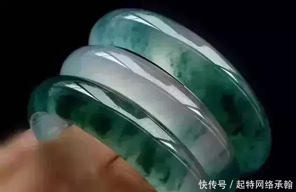 6万买的飘花翡翠手镯,行家却说只值6千,少的这个0哪儿去了?