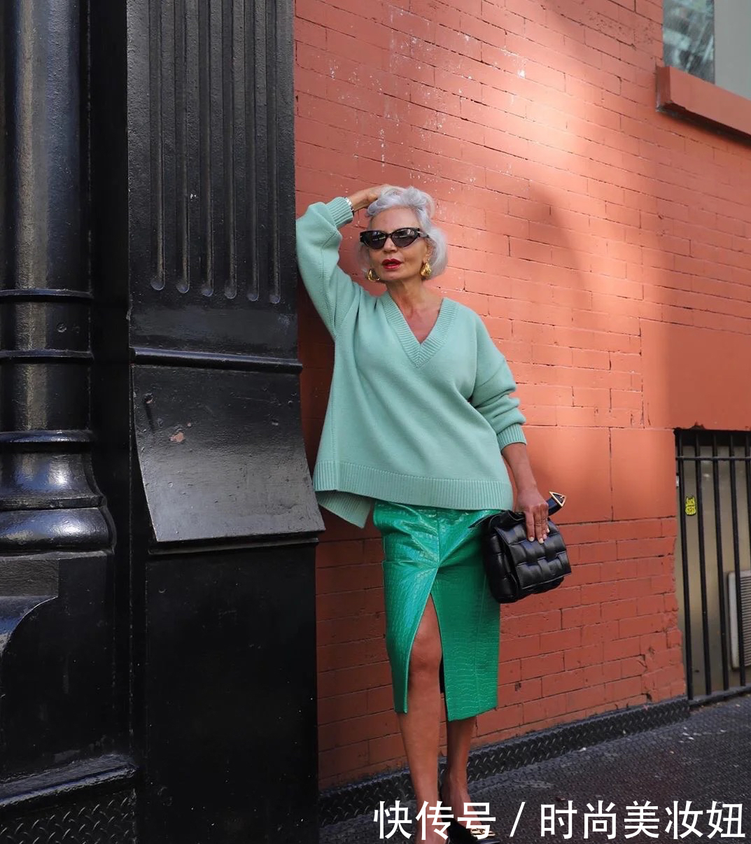 老奶奶|谁说年过半百不能时髦洋气，时尚奶奶告诉你，穿衣无关年龄