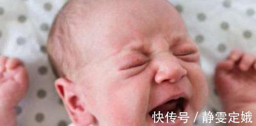 奶水|宝宝出生,第一口要吃什么很重要!是先喝奶还是先喝水