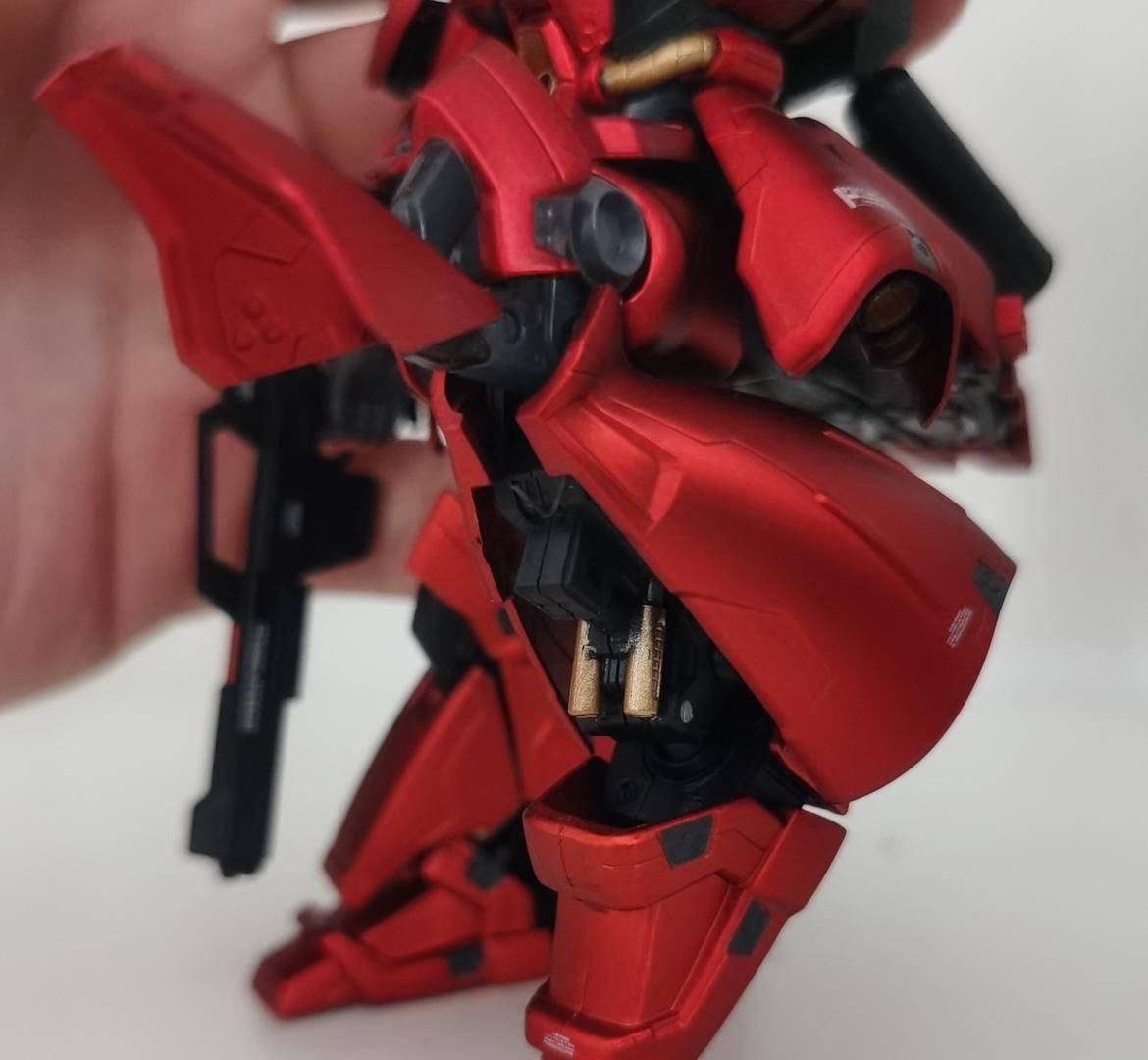 奇迹|[藏品展示] 小比例的奇迹，万代hcmpro和emia牛高达和沙扎比