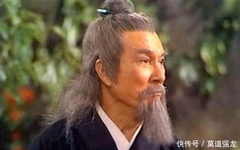 剑魔独孤求败曾用紫微软剑误伤了一位义士,这位义士可能是谁?