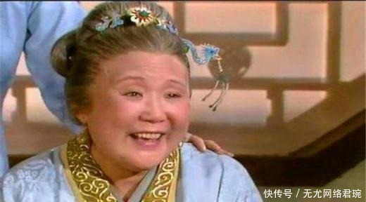 《红楼梦》贾母精明睿智, 却不小心被这丫头蒙蔽了双眼!