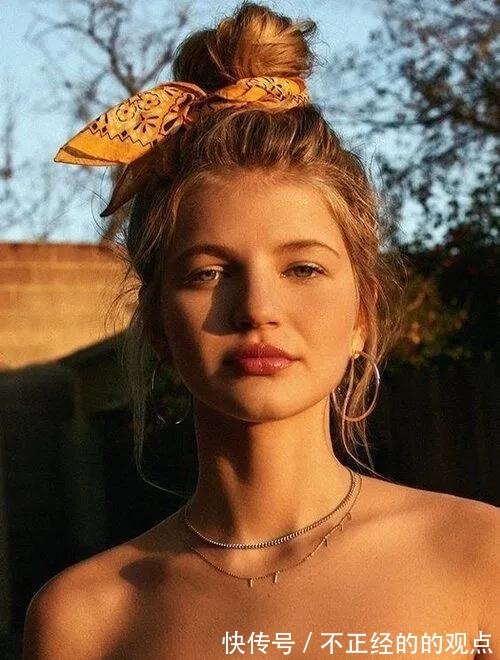 短发 40女人尽量少留长发、烫小卷,今年这3种发型正火,减龄特洋气